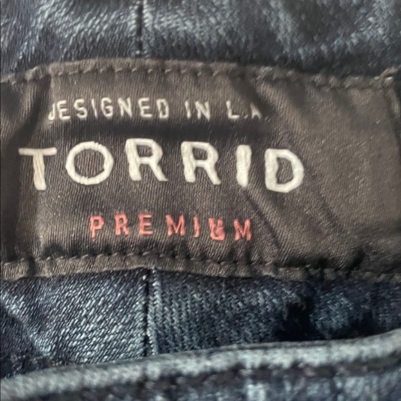 Torrid premiem Dark Blue Skinny Jeans with Zipper Accents - Picture 7 of 8